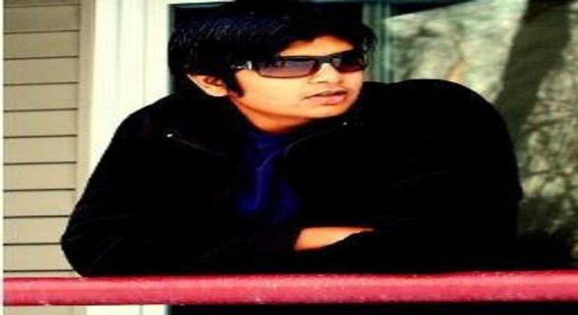 Karthik Subbaraj celebrates eight years of 'Jigarthanda' by announcing sequel