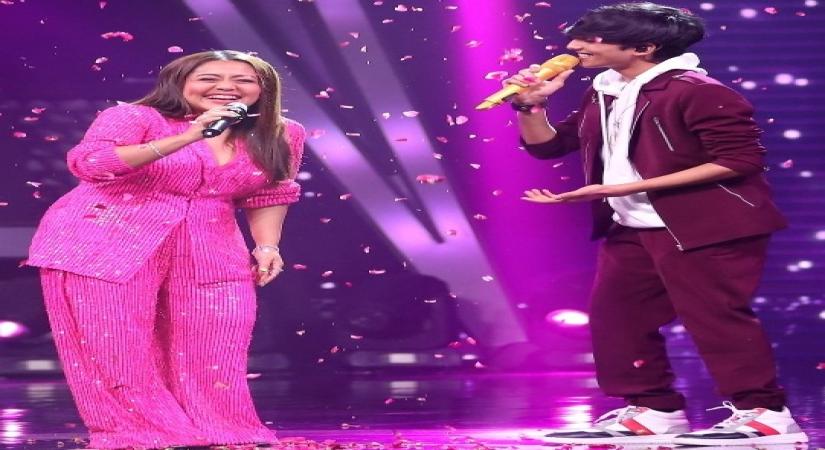 Neha Kakkar in awe of 'Superstar Singer 2' contestant Mohammad Faiz .