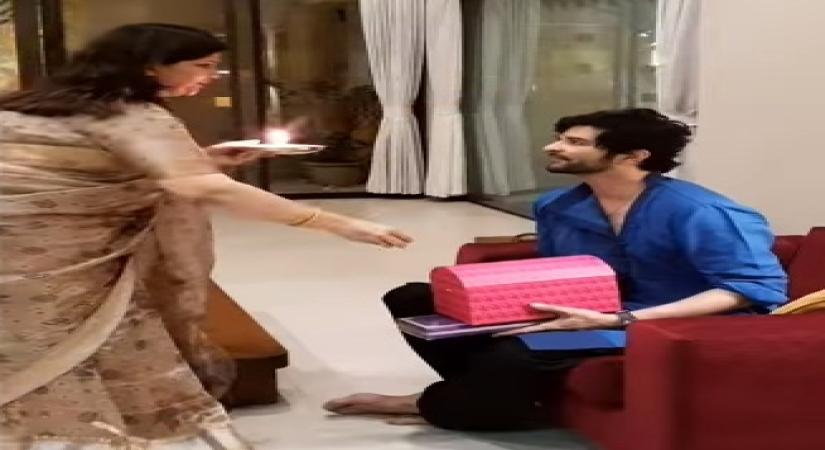 Raqesh Bapat.