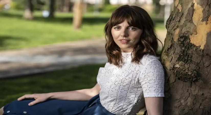Ophelia Lovibond.