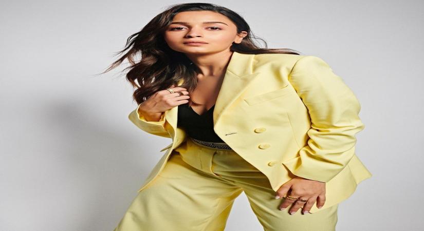 Alia Bhatt experiments sets maternity fashion goals.(photo:IANSLIFE)