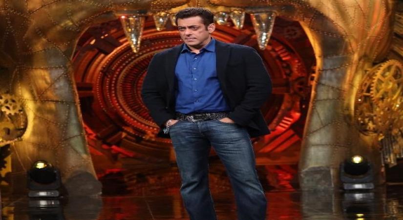 'Bigg Boss 16': Salman back to hosting after dengue
