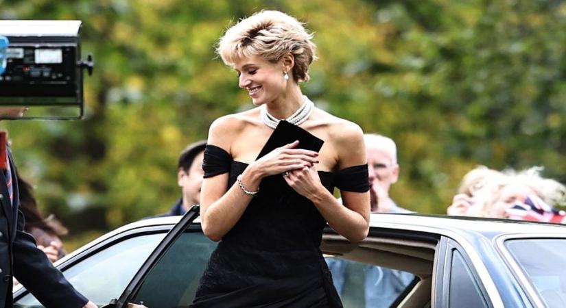 Princess Di biographer blown away by Elizabeth Debicki's Diana portrayal in 'The Crown'