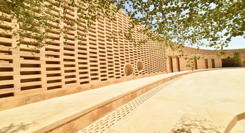 Rajkumari Ratnavati Girls' School