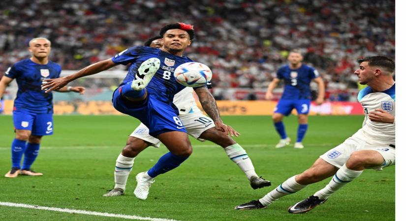 Al Khor:Weston McKennie of the United States controls the ball during the World Cup group B soccer match between England and The United States, at the Al Bayt Stadium in Al Khor , Qatar, Friday, Nov. 25, 2022.(Photo:Suman Chattopadhyay/IANS/Image Solution)