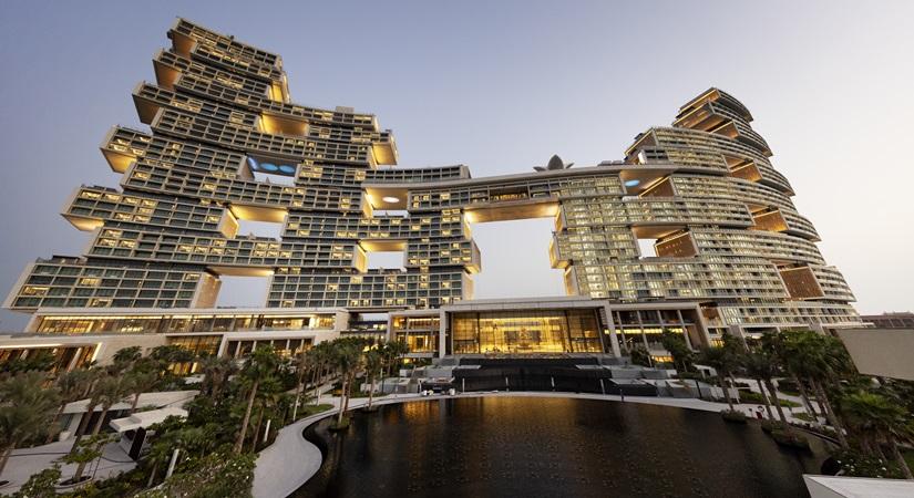 First-look images of atlantis the royal, dubai’s newest icon are released, as 2023 bookings open for the ultra-luxury resort