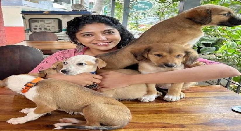 Samyukta Hornad bats for adopting dogs