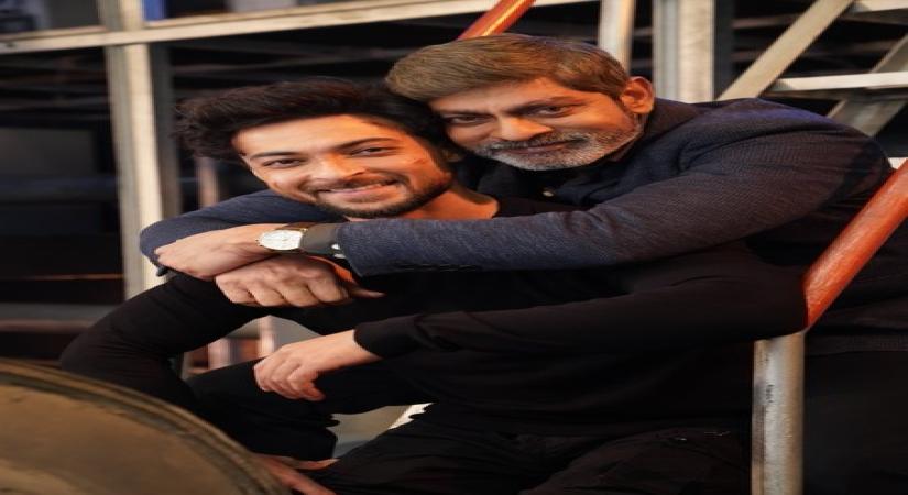 Aayush welcomes Jagapathi Babu