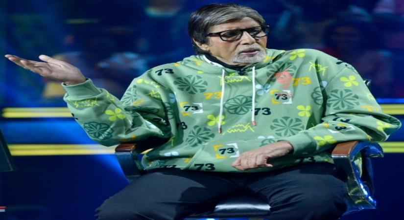 Amitabh Bachchan dons school dress for 'KBC Juniors' sepcial episode.(Photo:twitter)