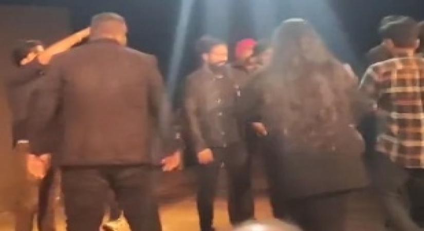 Patience personified, Yash obliges 700 fans with individual selfies