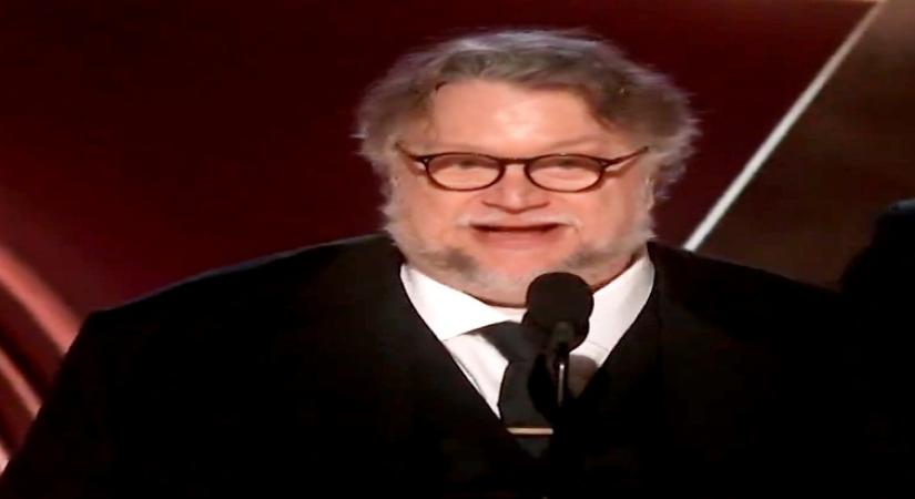 Guillermo Del Toro.(photo:twitter)