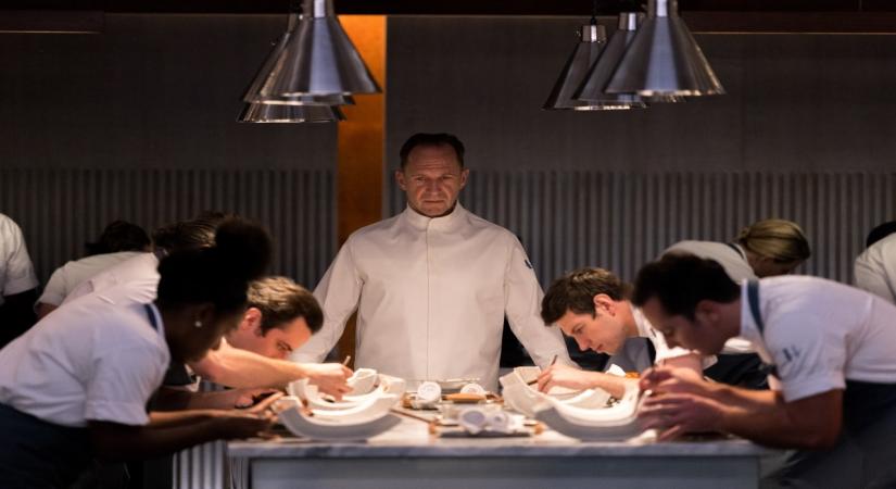 Mark Mylod talks about 'walking the tightrope' for Ralph Fiennes-starrer 'The Menu'.