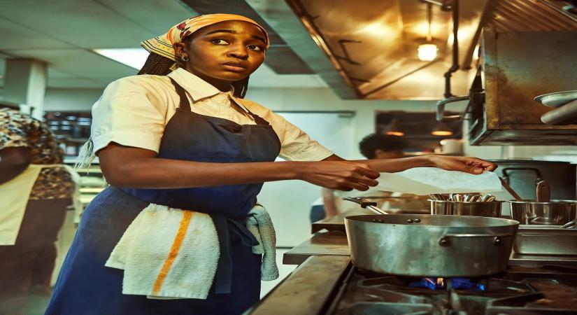 Ayo Edebiri,The Bear