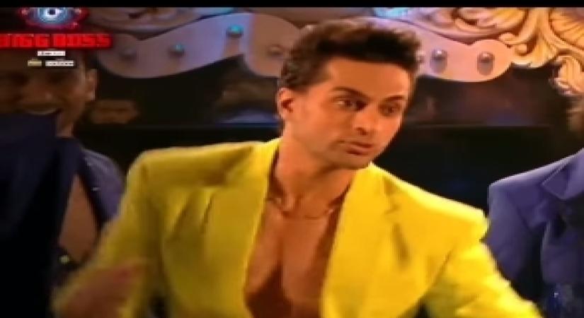 'Bigg Boss 16': Finalists get emotional as their mothers come to give 'aashirvaad'