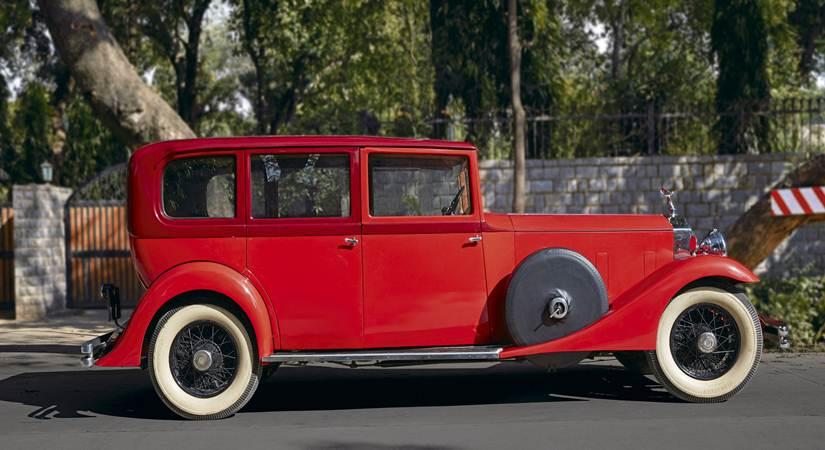 AstaGuru Presents A Prized Collection of Classic And Vintage Cars