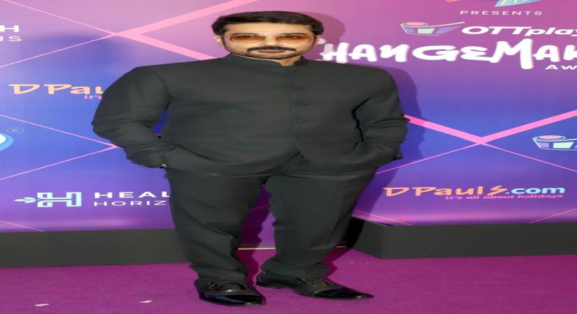 Mumbai: Actor Prosenjit Chatterjee poses for a photograph at the red carpet of OTTPlay ChangeMakers Awards 2023 in Mumbai on Sunday, March 26, 2023. (Photo: Sanjay Tiwari/IANS)