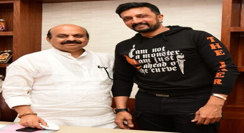 Kannada superstar Kichcha Sudeep and Basavaraj Bommai.(photo:Twitter)