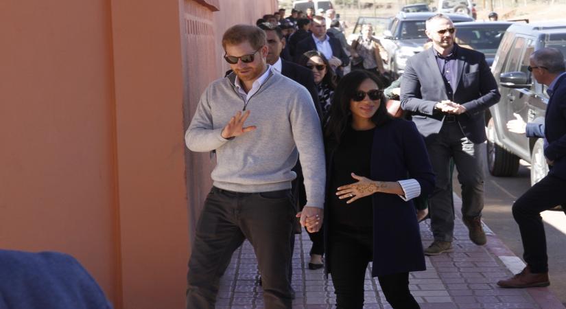 'Wasn't like a movie car chase': Indian-origin cabbie who 'rescued' Harry, Merkle from paparazzi (Lead)