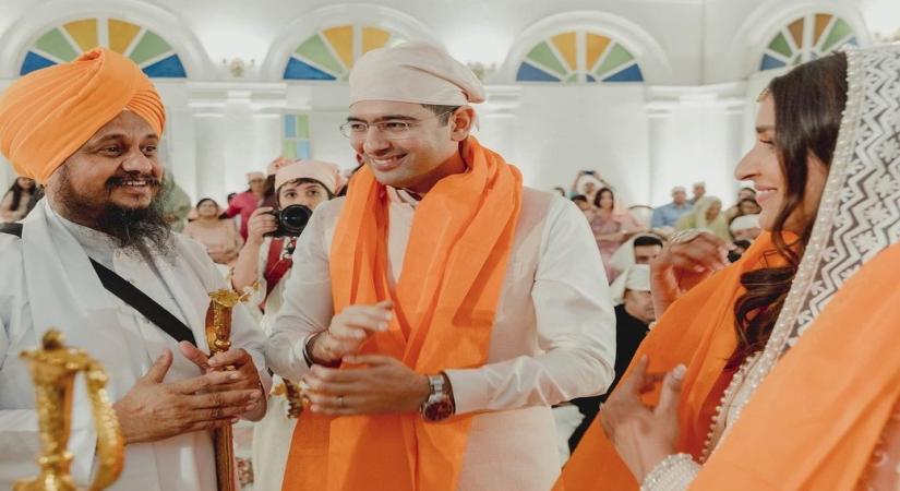 Parineeti chopra with raghav.(photo:instagram)