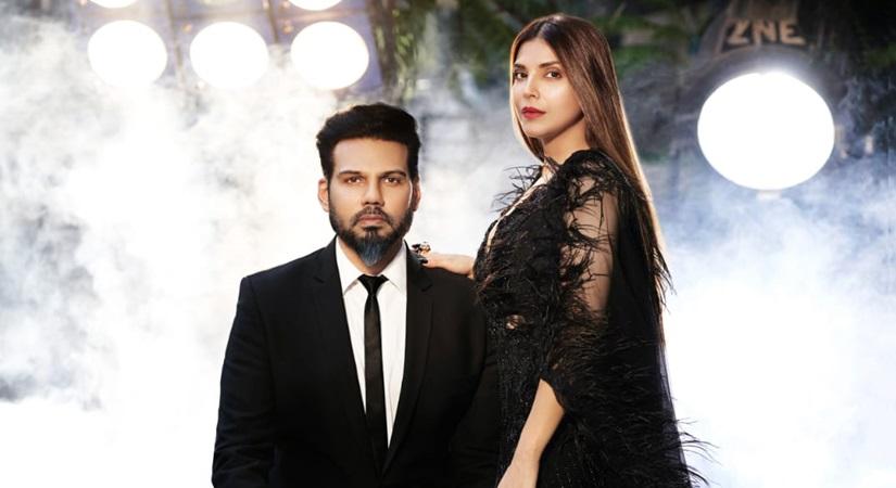  Falguni Shane Peacock