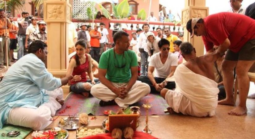 Anubhav Sinha is struck by nostalgia as he shares pics from 'Mulk', 'Ra.One'