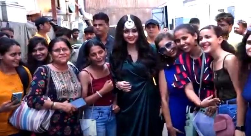 Tejasswi Prakash Pre-Birthday Cake.