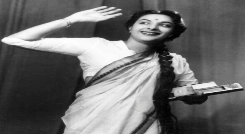 Sanjay Dutt remembers his 'guiding light' Nargis on her birth anniversary