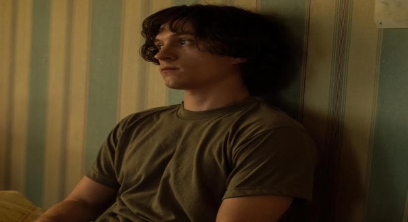 Tom Holland says 'The Crowded Room'