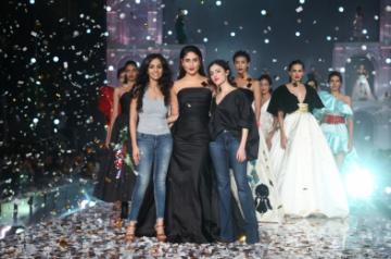 Actress Kareena Kapoor Khan 