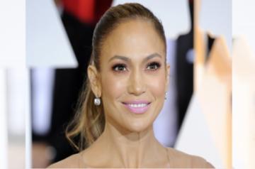 Singer-actress Jennifer Lopez