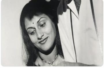 On the occasion of Karwa Chauth on Thursday, megastar Amitabh Bachchan shared an unseen photograph of his wife and actress Jaya Bachchan, cropping his own picture from the frame."the better half .. !! quite obviously the other half is irrelevant  .. and therefore unseen," he captioned the image.