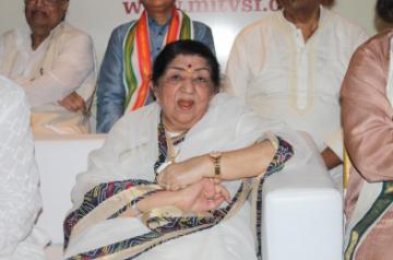 Mumbai: Singer Lata Mangeshkar during the press conference to announce the launch of Gurukal Vishwashanti Sangeet Kala Academy in Mumbai on May 12, 2017. (Photo: IANS)