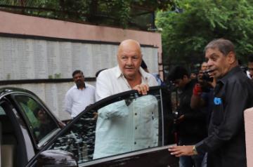 Mumbai: Actor Prem Chopra at the funeral of Hrithik Roshan's maternal grandfather and filmmaker J. Om Prakash's funeral in Mumbai on Aug 7, 2019. (Photo: IANS)