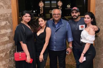 Arjun Kapoor's sister Anshula recently gave a glimpse of what the family WhatsApp group is like, and social media is amused to bits! Arjun and Anshula apart, the group comprises their half-sisters Janhvi and Khushi Kapoor, and their father, producer Boney Kapoor.