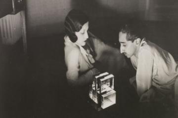 Man Ray, The Maharaja and His Wife, c. 1927 © Man Ray 2015 Trust / ADAGP, Paris, 2019; Photo © Centre Pompidou, MNAM-CCI, Dist. RMN-Grand Palais / Guy Carrard