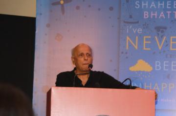 Filmmaker Mahesh Bhatt addresses at the launch of his daughter Shaheen Bhatt's book "I've Never Been (un)Happier" in Mumbai on Dec 4, 2019. (Photo: IANS)