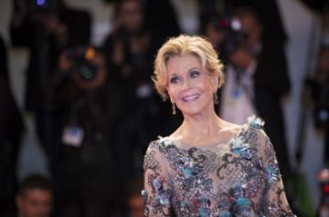 VENICE, Sept. 2, 2017 (Xinhua) -- Actress Jane Fonda poses on the red carpet to receive the Golden Lion Award for Lifetime Achievement at the 74th Venice Film Festival in Venice, Italy, on Sept. 1, 2017. Hollywood icons Robert Redford and Jane Fonda were awarded the Golden Lions for Lifetime Achievement. (Xinhua/Jin Yu/IANS)