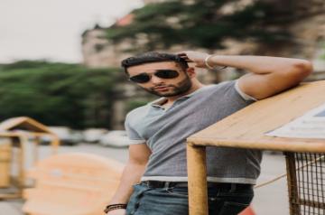 Popular Punjabi singer Harbhajan Mann's son Avkash Mann has released his second English single titled "Dreams".