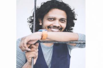 Singer Nakash Aziz.