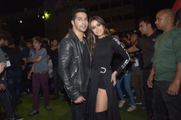 Actors Varun Dhawan and Shraddha Kapoor
