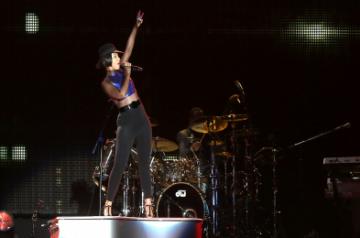 US artist Alicia Keys performs during a concert. (IANS/EFE/Marcelo Sayao)