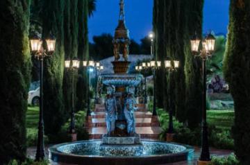 Water Fountain (Source: Unsplash)