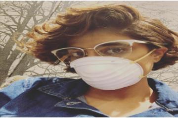 Filmmaker Tahira Kashyap is worried after seeing the increase in the number of people infected by coronavirus in India. She recently took to Instagram and posted a selfie in which she is seen wearing a mask.