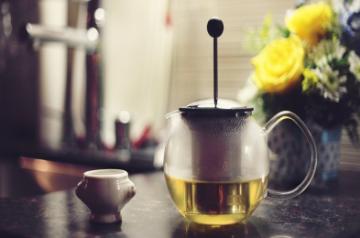 Eat your way to boost the 'Happy' hormones 