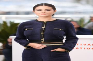 Los Angeles, April 7 (IANS) Singer Selena Gomez will be releasing a new Deluxe Edition of her new album "Rare" with a portion of the proceeds going to the COVID-19 relief fund.	(Xinhua/Gao Jing/IANS)