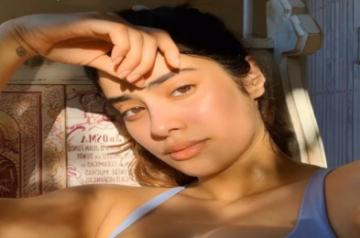 Janhvi Kapoor shares a 'sun kissed' photograph.