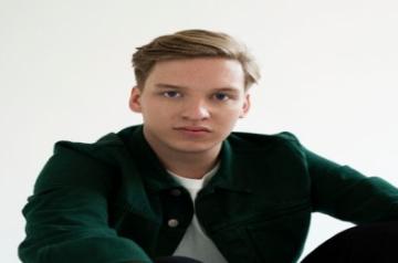 George Ezra. (Photo: Twitter/@george_ezra)