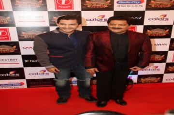 Udit Narayan along with his son Aditya Narayan. (Photo: IANS)
