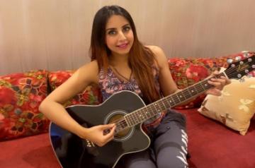 Sanjjanaa Galrani learns guitar during quarantine.