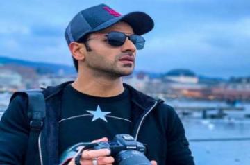 Vivek Dahiya's sweet moments lost with memory card.